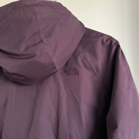 Women’s XL North Face Hyvent Winter Jacket - Picture 1 of 6